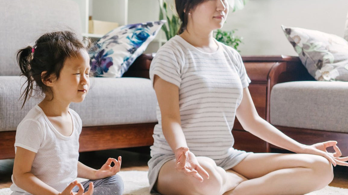 10 Creative Ways to Keep Your Child Engaged Indoors - Liz and Roo