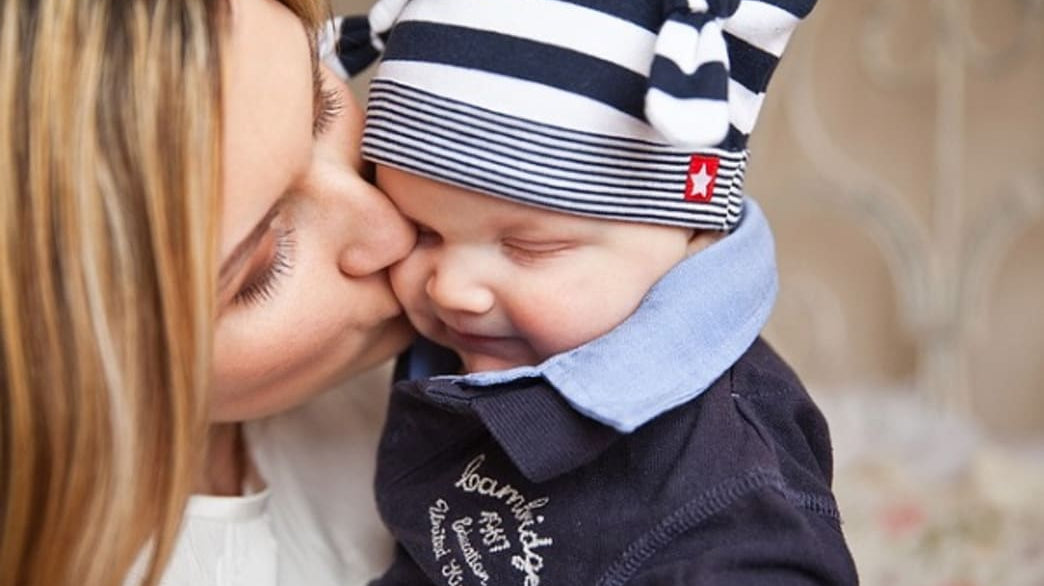 4 Baby Items You Should Never Buy Used - Liz and Roo