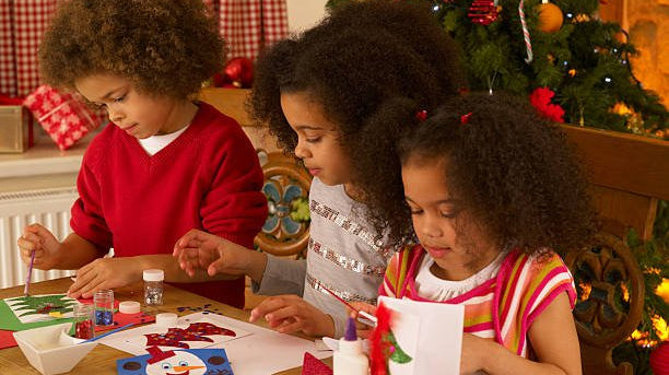 Christmas Crafting with Your Toddler - Liz and Roo