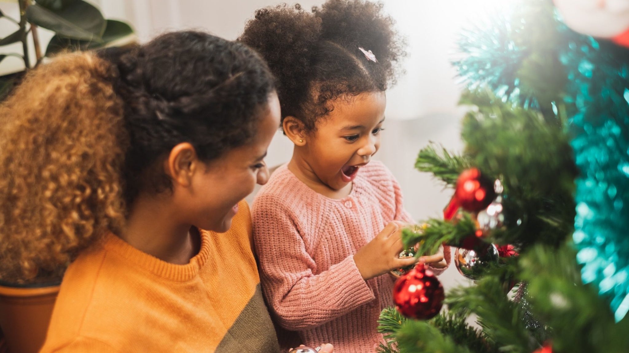 Fun Activities With Your Toddler This Holiday Season - Liz and Roo