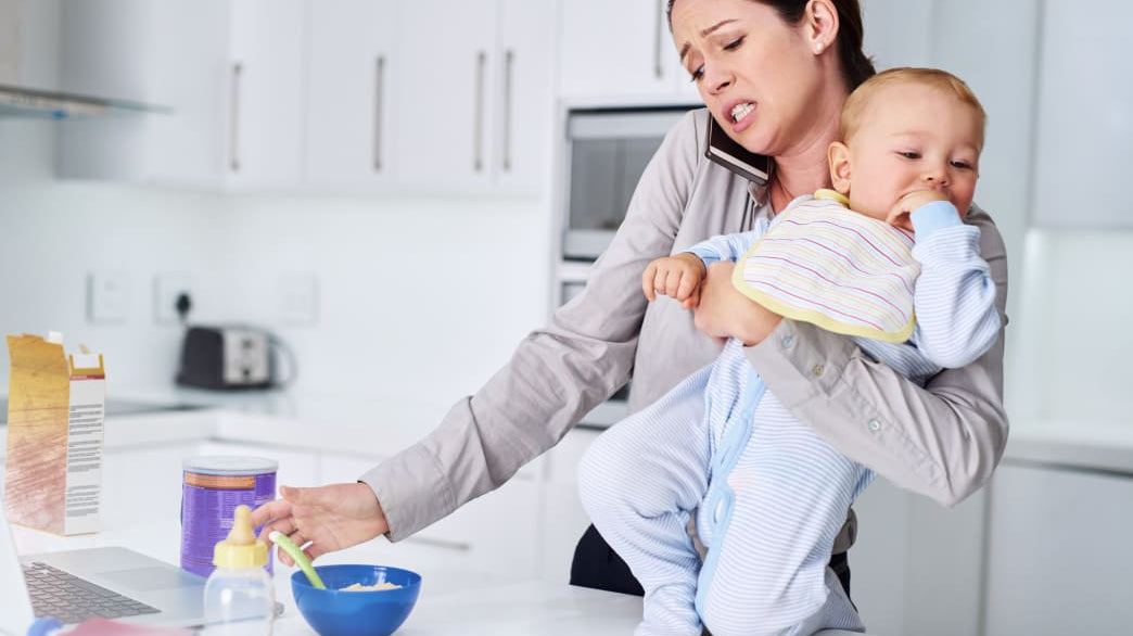 Scientists Just Discovered Another Way Babies Benefit from Having Working Moms - Liz and Roo