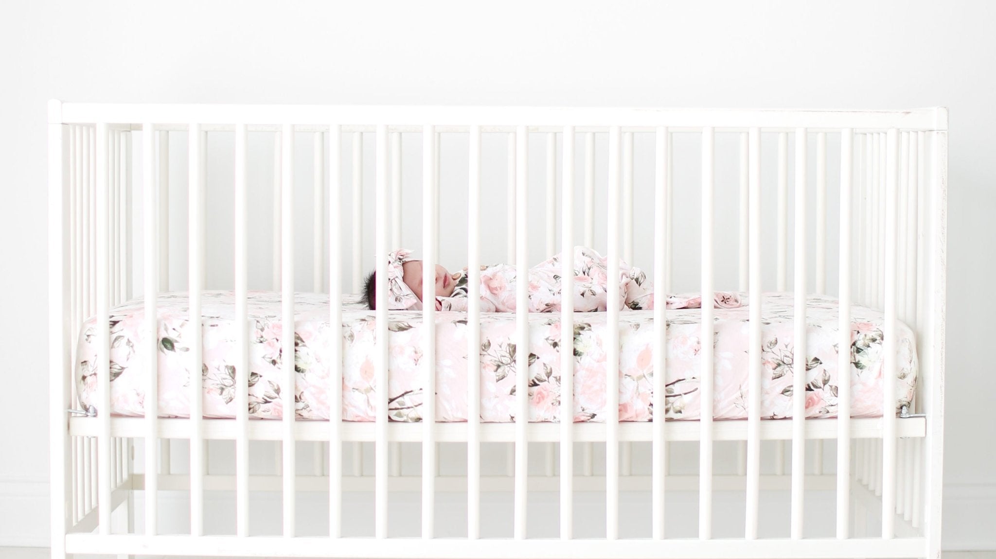 Tips To Get Your Baby To Sleep Through The Night - Liz and Roo