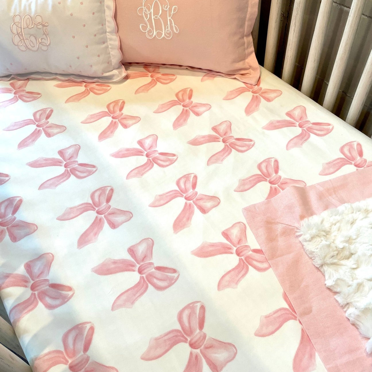 All White Linen with Petal Pink Bows Crib Sheet 8-pc. Set - Liz and Roo