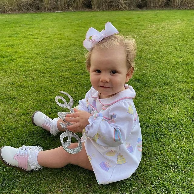 5 Tips for a Stress-Free 1st Birthday Party - Liz and Roo