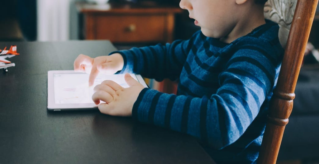 5 Ways To Limit Your Child’s Screen Time Without Tantrums - Liz and Roo