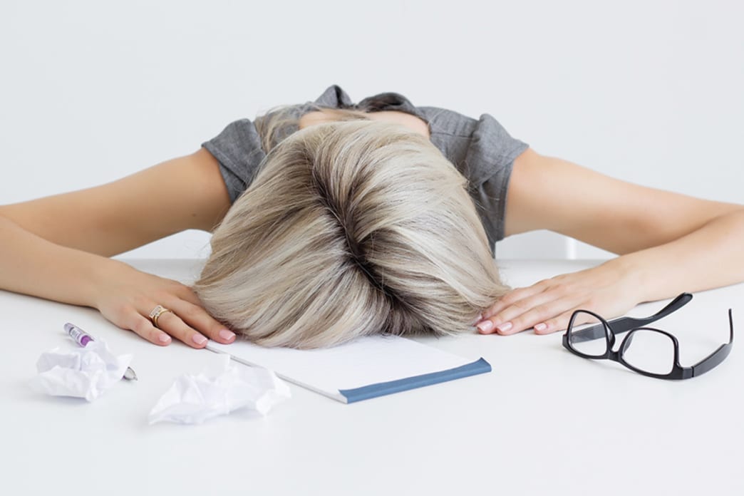 7 Habits That Age You - Liz and Roo