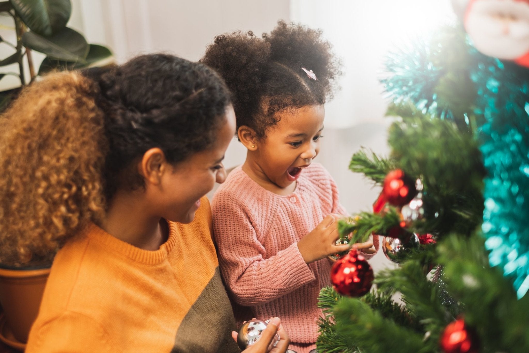 Fun Activities With Your Toddler This Holiday Season - Liz and Roo