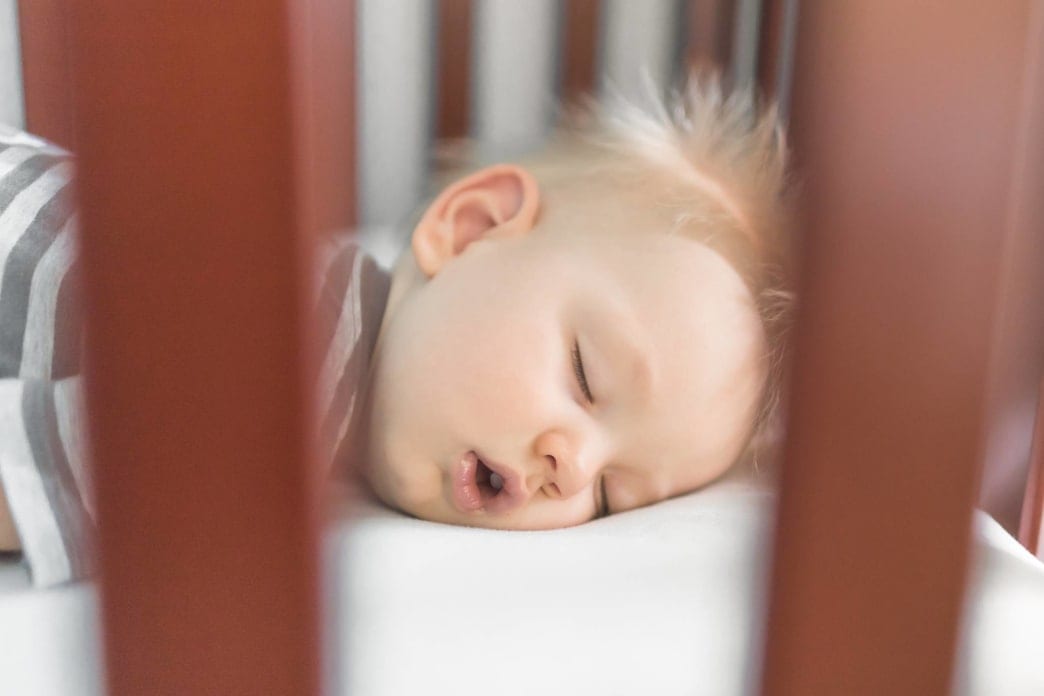 How to Sleep-Train a Baby When You’re a Working Mom - Liz and Roo