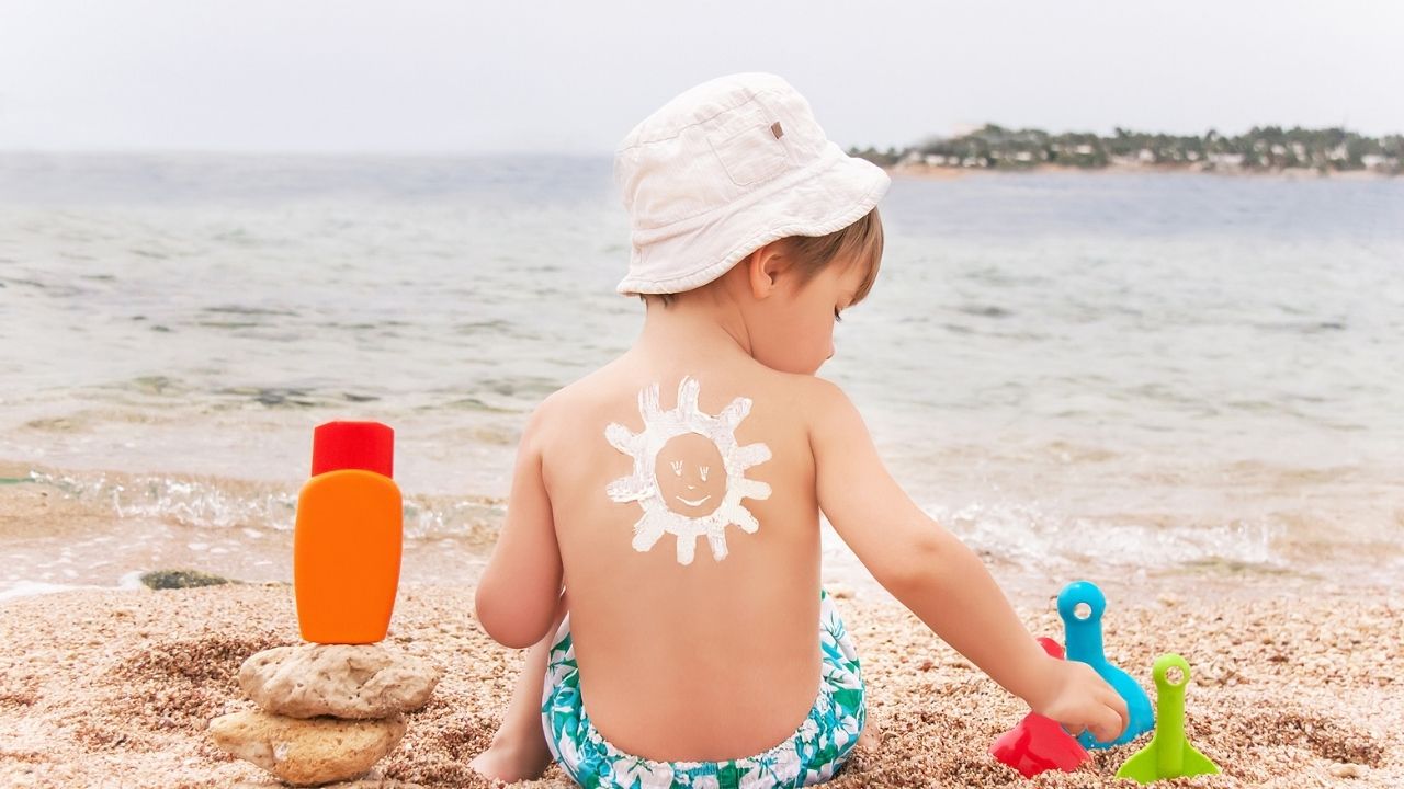 Sunscreen 101: Choosing the Perfect Sunscreen for Your Baby - Liz and Roo