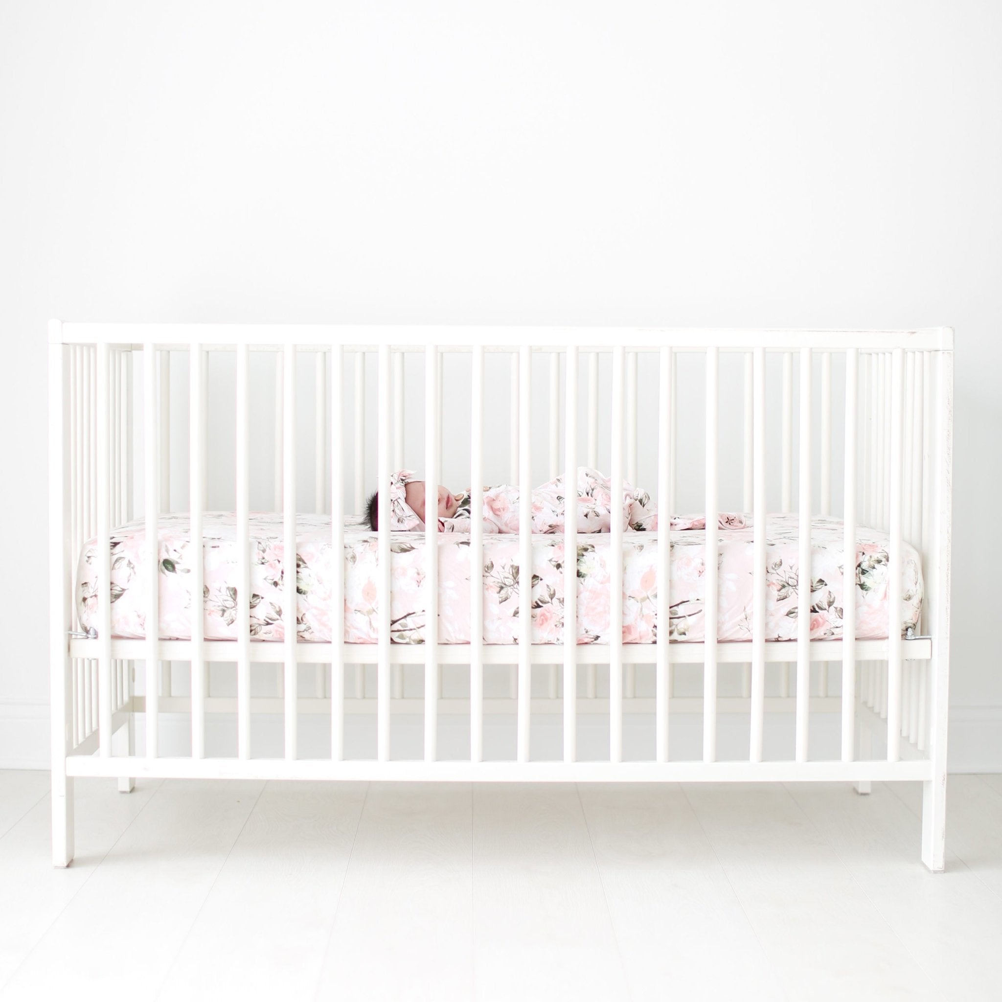 Tips To Get Your Baby To Sleep Through The Night - Liz and Roo