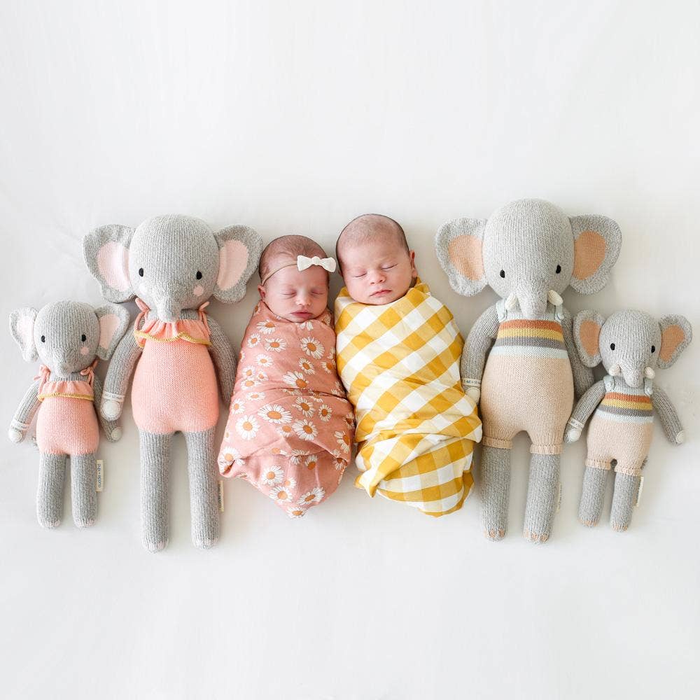 Evan the elephant, gives 10 meals - Liz and Roo
